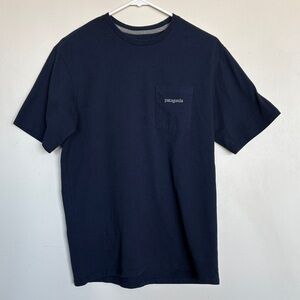 Patagonia Men’s Small Pocket T-Shirt Navy Back Graphic Logo